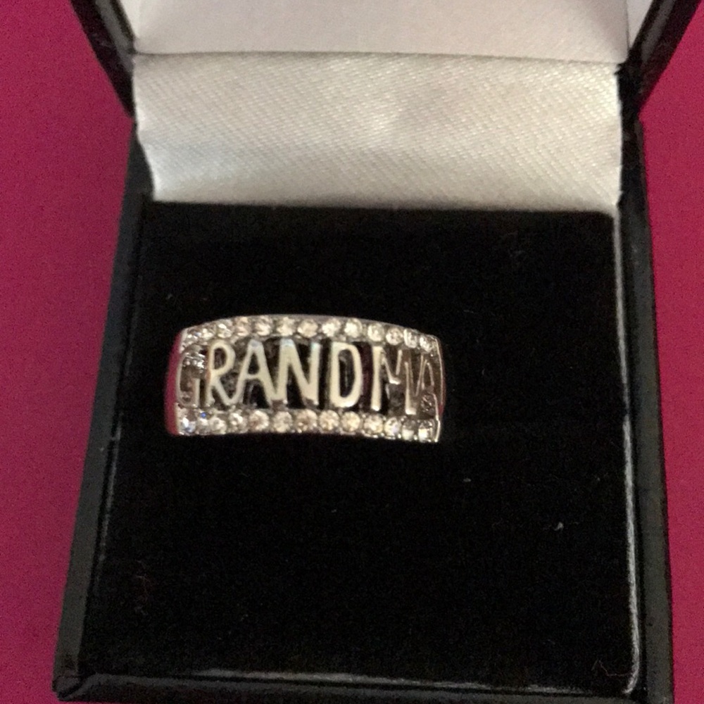 Costume ring GRANDMA